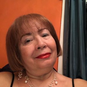 Meet your Posher, Naomi